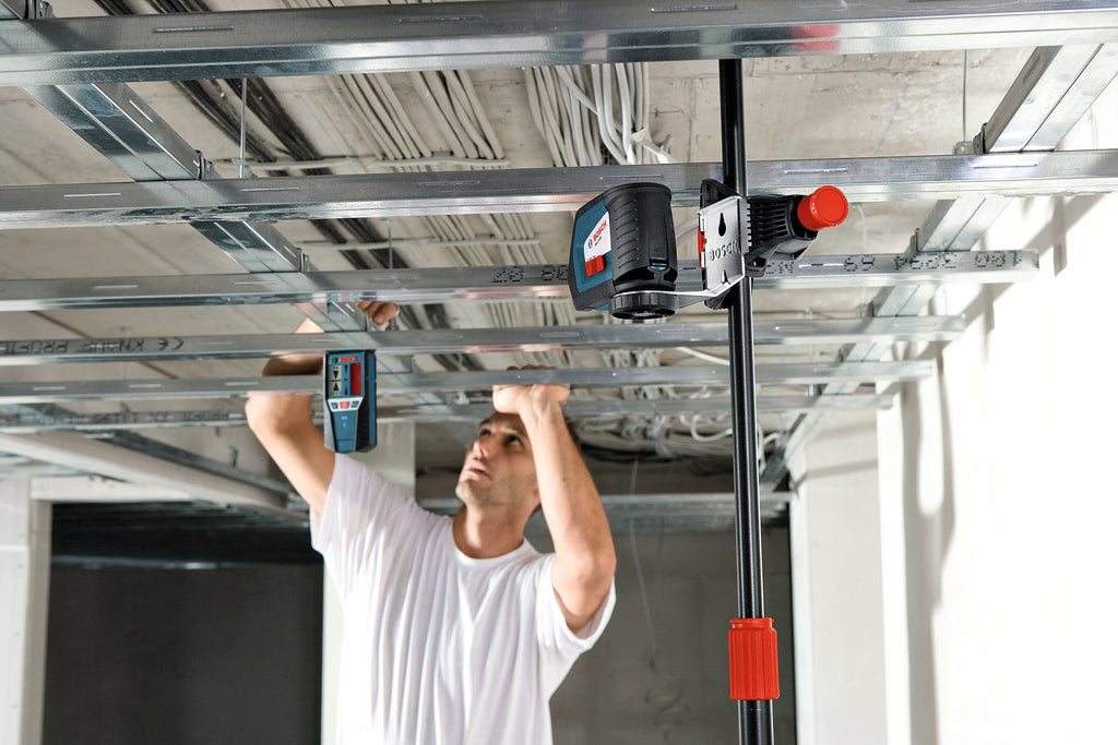 Self-Leveling Cross-Line Laser A390