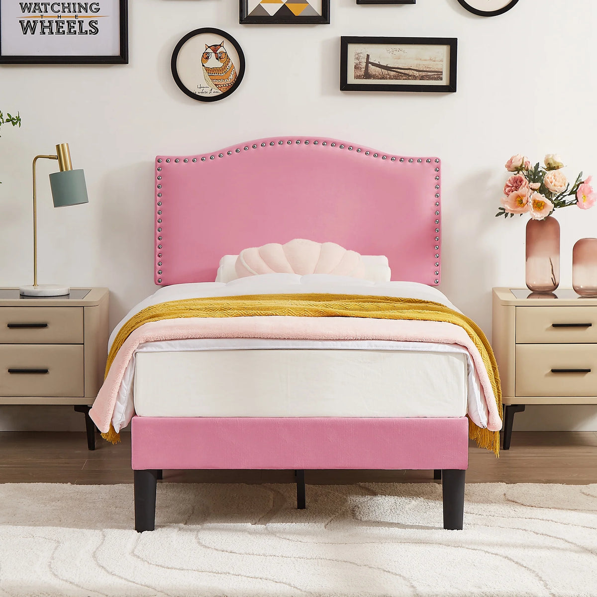 Queen Upholstered Platform Bed with Adjustable Headboard B2340