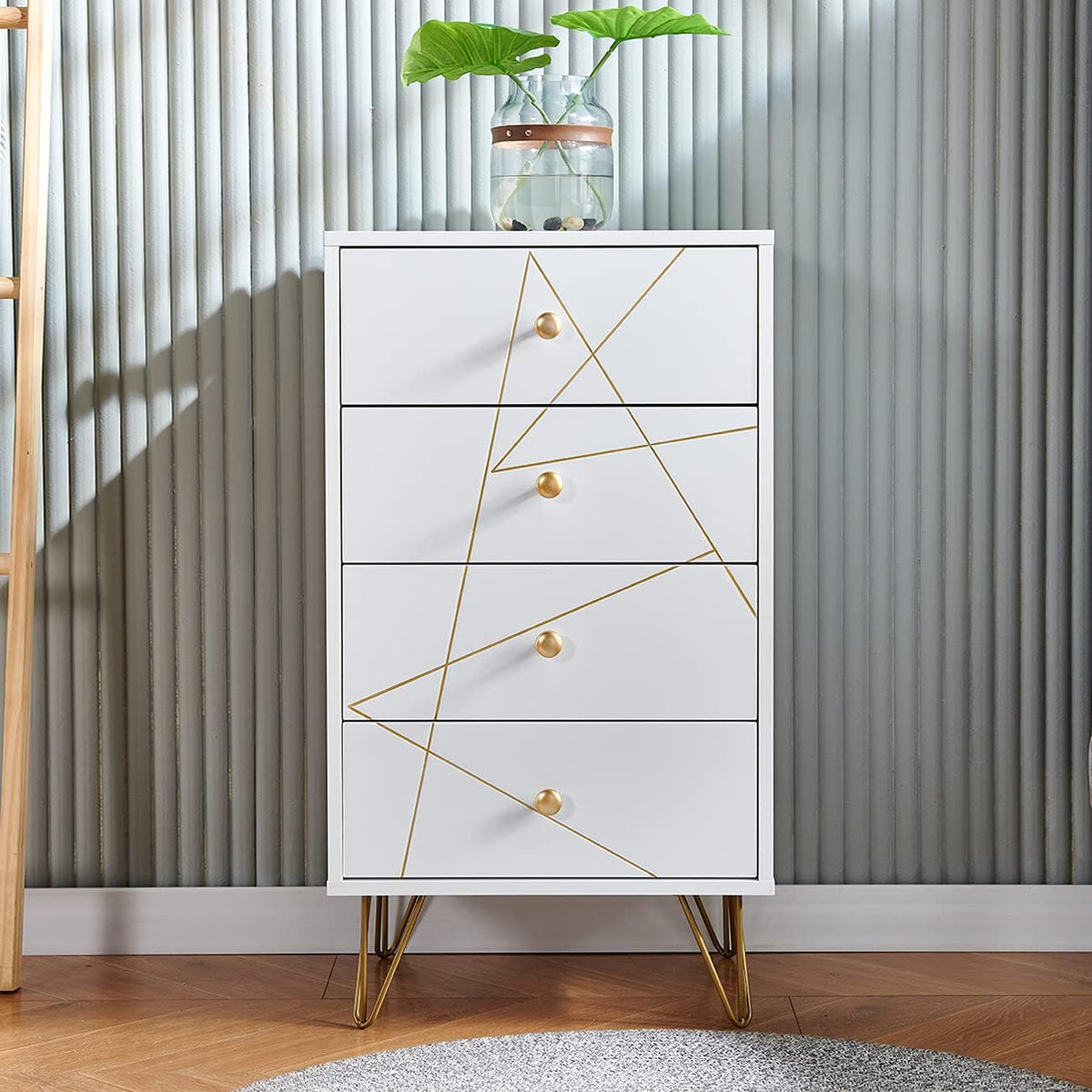 White 4 Drawer Wood Chest of Drawer I5973