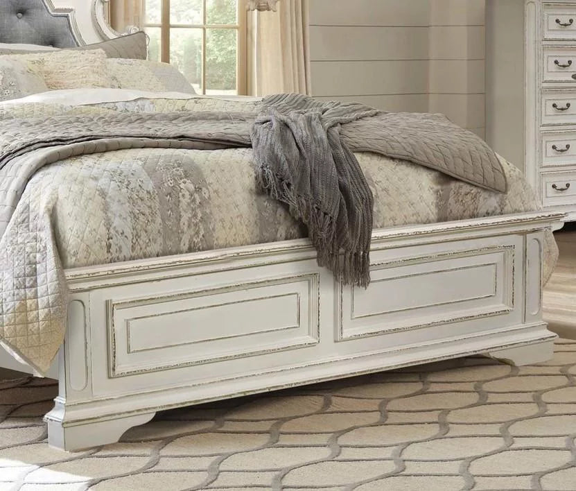 Distressed Whitewash Tufted King Bed E218