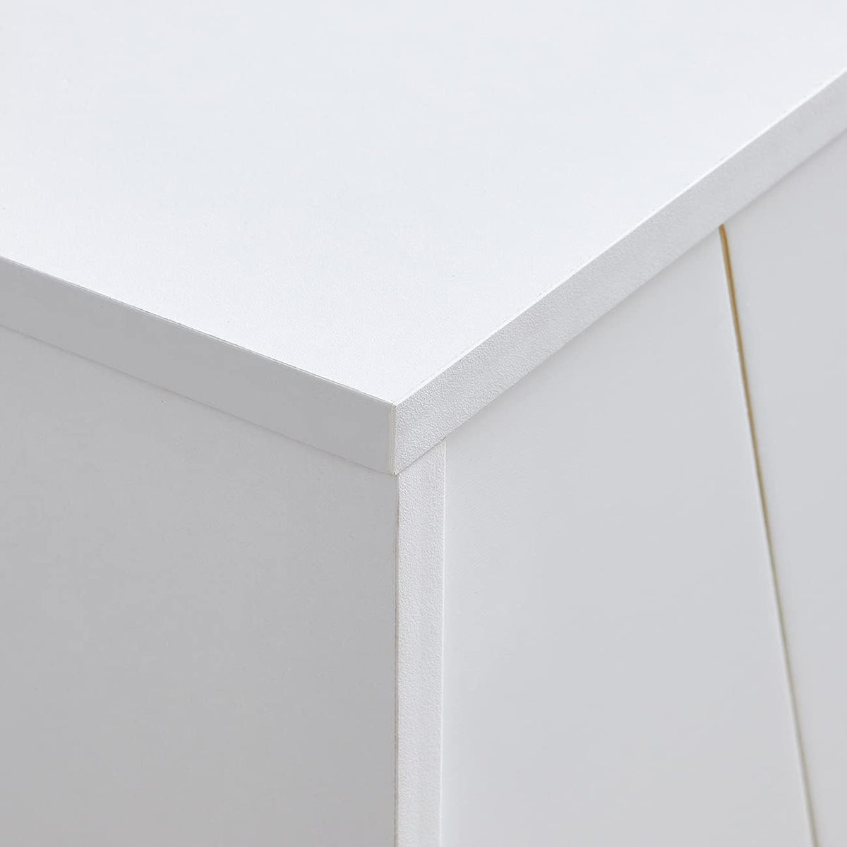White 4 Drawer Wood Chest of Drawer I5973