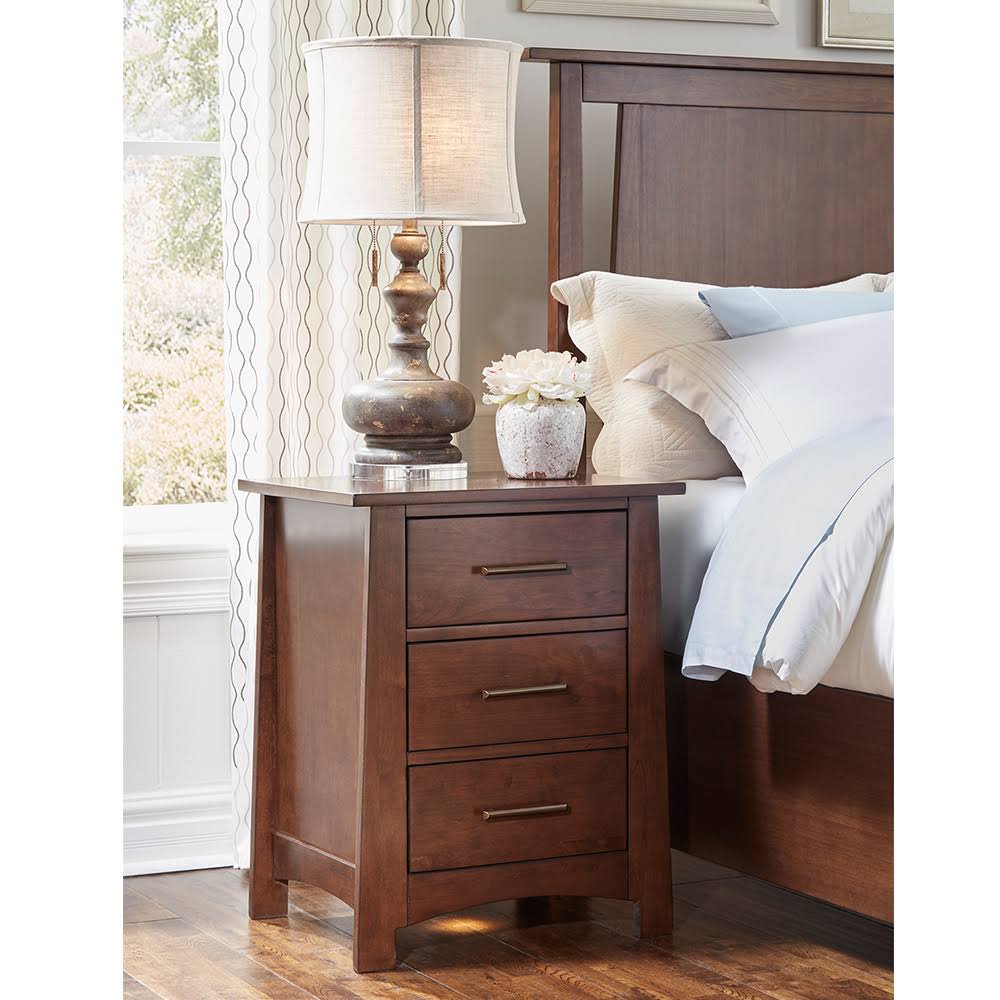 3 Drawer Nightstand G47222