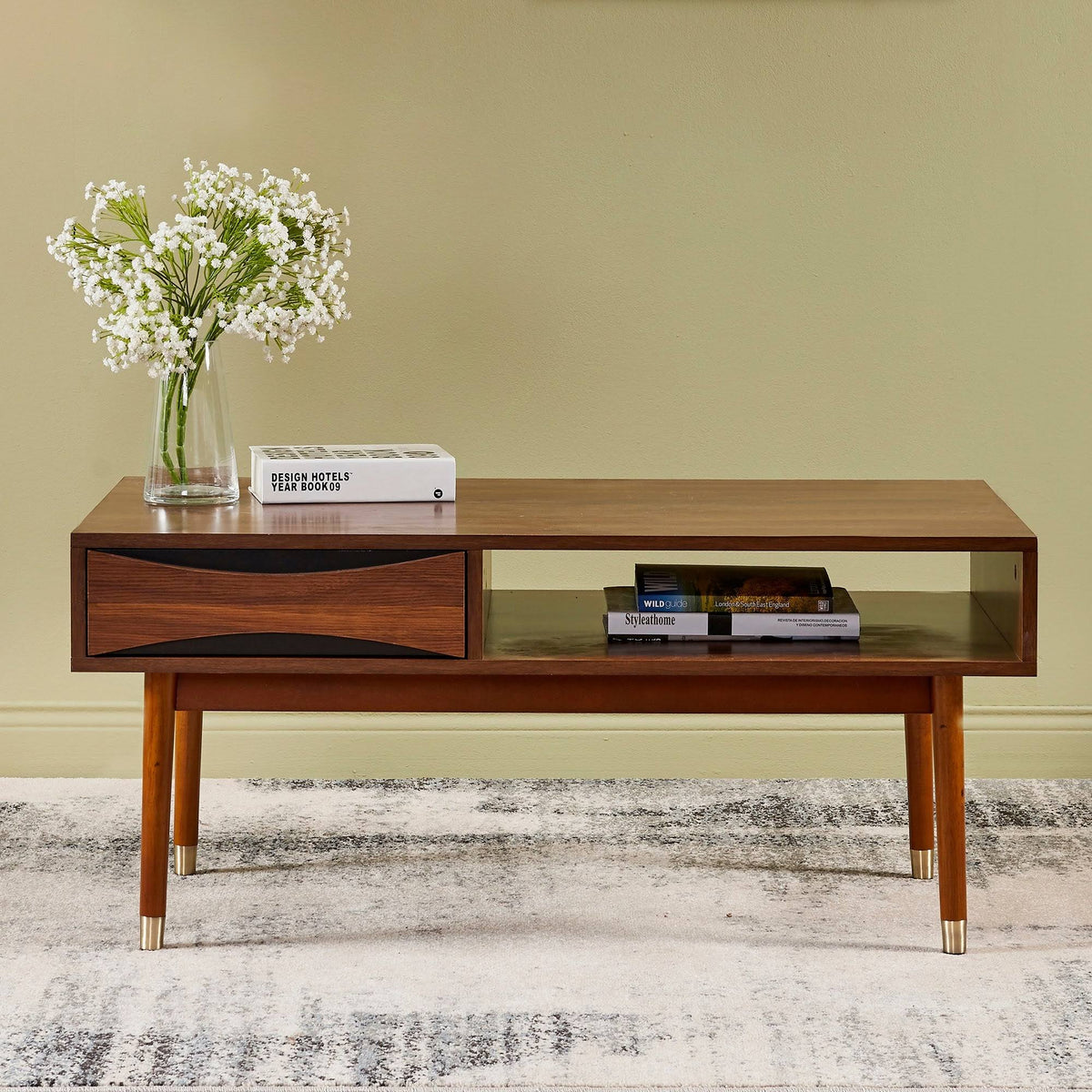 Walnut Coffee Table N321511