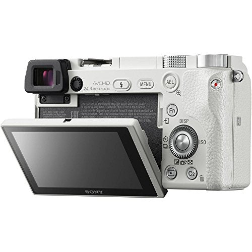 White 24 MP Mirrorless Digital Camera with 16-50 mm Lens E4888